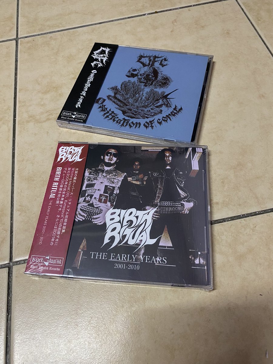 izzulkamarudin's tweet photo. Barang sedap yang diCOD 🔝 #blackkonflikrecords #life #birthritual https://t.co/IaA1atXuZz