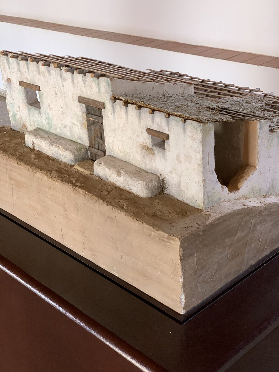 travel_thelife's tweet photo. Visitamos el Yacimiento de Doña Blanca. Los Fenicios se asentaron en  esta zona, Poblado Doña Blanca, Sierra San Cristóbal, siglo VIII aC, con la principal producción de vino. Las Guerras Púnicas (Cartaginenses-Romanos) pusieron fin al asentamiento, siglo III aC #ForumElPuerto https://t.co/nEOD1Lwipq