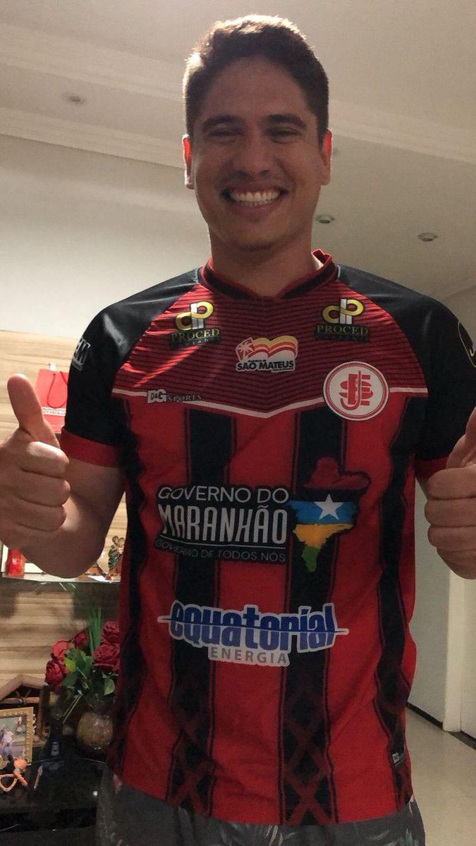JuventudeSamas's tweet photo. Nosso torcedor @kassiorafaelsl já está no clima da Copa FMF e da volta ao público nos estádios.
Nos vemos no Pinheirão Kassio 🏟 !
#PRACIMASAMAS⚪🔴⚫ #CopaFmf2021 #Futebol2021 #SãoMateus #JuventudeSamas
📷 Divulgação https://t.co/vejG293D9u