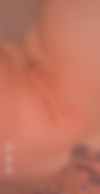 Sign up to my Modelhub Fan Club to see this brand-new exclusive photo: https://t.co/dUr3kda003 https://t