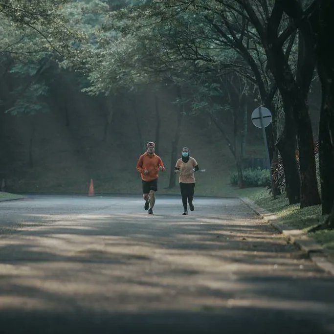 Mroseno05's tweet photo. #pacarrun #NeverGiveUp #comebackstronger #tangsel #running https://t.co/Po7Fc3VmSW