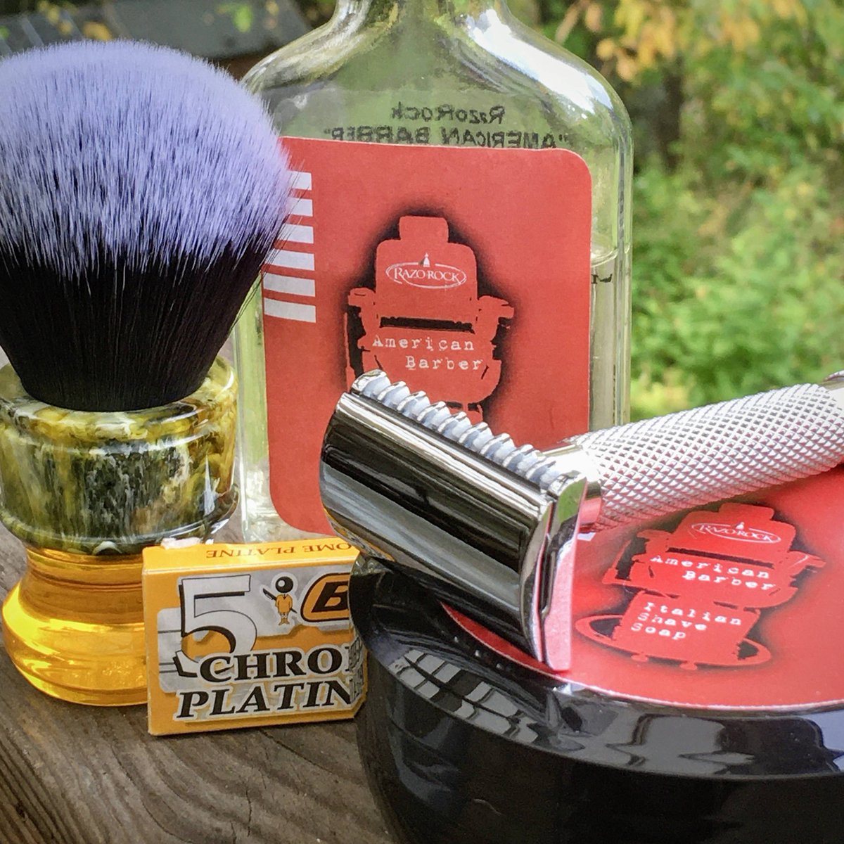 BadgerandBlade's tweet photo. Pick a soap, pick a splash, shave your mug, and make that cash!
https://t.co/zfzSeK8ZOP
#aftershaves #shavesoap #razorock #badgerandblade #menslifestyle #barbershop
#italianbarber https://t.co/8tzyNZYYxQ