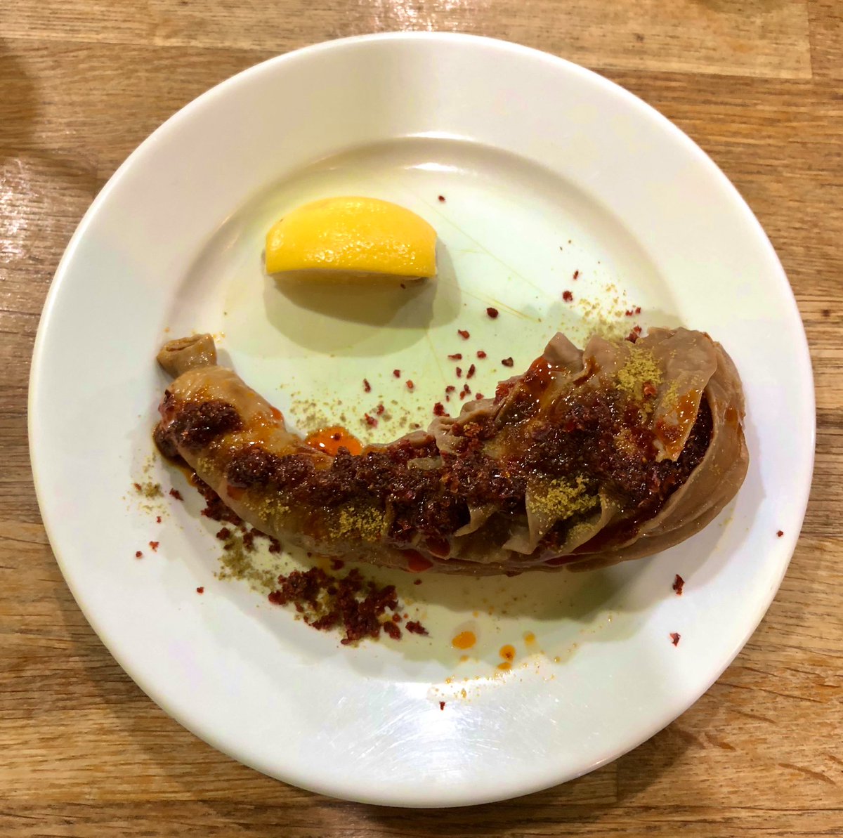 Paul_Osterlund's tweet photo. Kadıköy, Ayık. Adana’nın dışında yediğim en iyi Adana kebap ve şırdan olabilir 😋🌶 https://t.co/FBgTySHO63