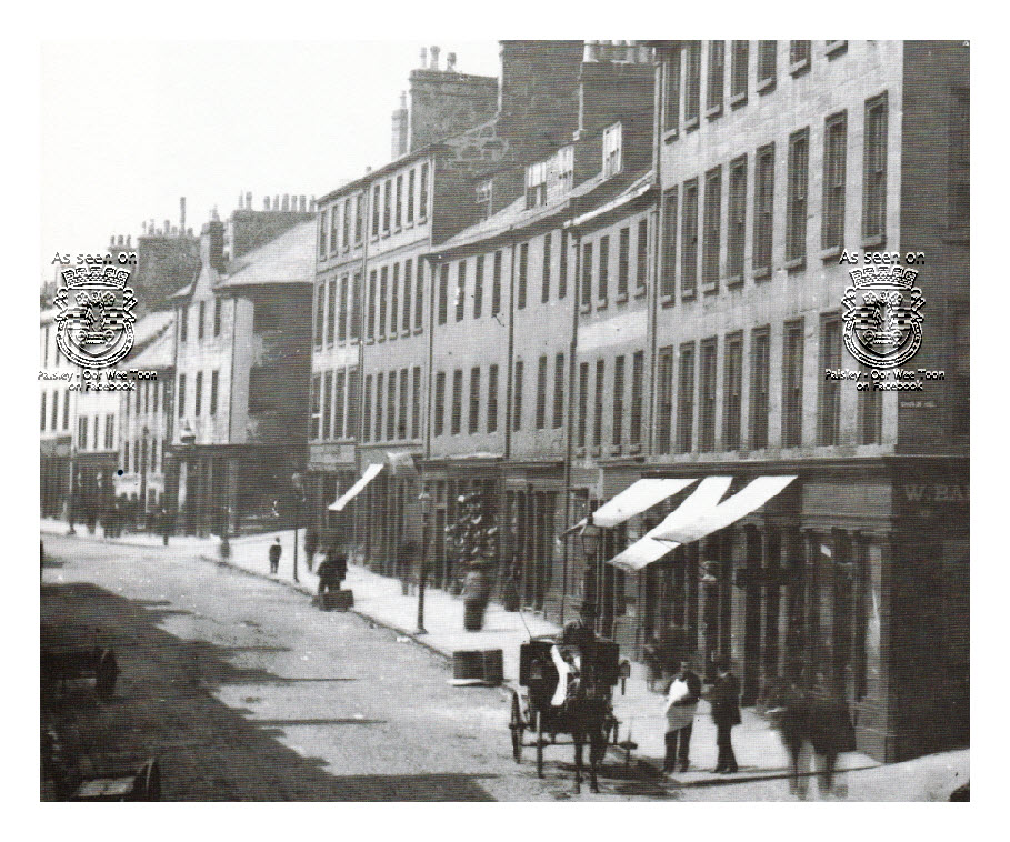 PaisleyPOWT's tweet photo. High Street
This weeks 'Then' Photo from the Heritage Library is a Charles Soutar look at No.44 High Street as it was at the latter end of the 50's and into the 60's.  
Visit https://t.co/gBCVeucrIn for full description https://t.co/2sBkPpo54B