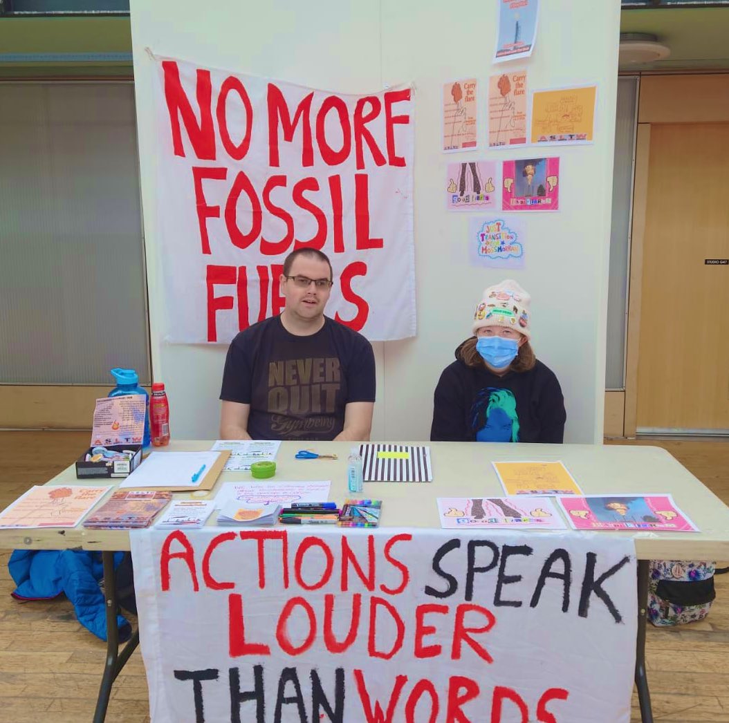 ASLTWScot's tweet photo. We’re here at The Out of Blue Drill Hall,Dalmeny St. Edinburgh
EH6 8RG til 2pm. Come say hi👋🏽, sign up & hear abt events in run up to #Cop26⤵️ 🔥✍🏽Messages via #FlareToCop 🗣Public meeting #Lochgelly 21/10
🪧Protest at #Mossmorran 23/10 https://t.co/iP1BnX4cbl