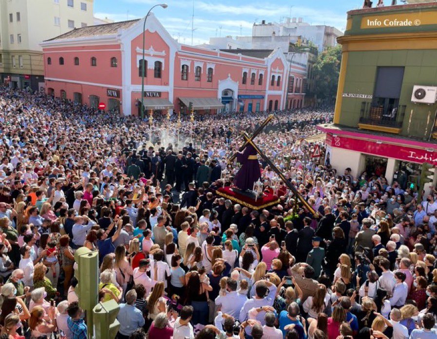 LaRGo41010's tweet photo. Sevilla ha vuelto a su Vida… https://t.co/4l4AOlfHQq