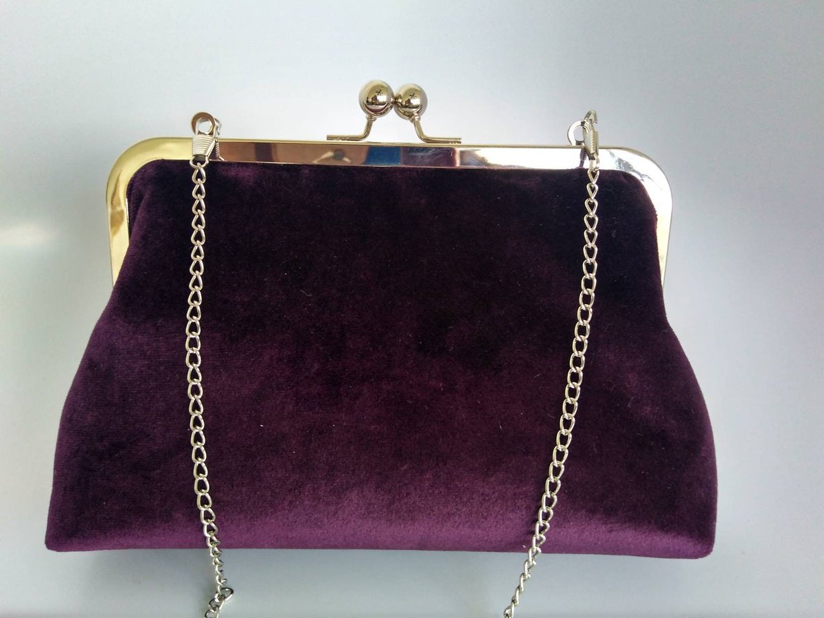 BarbCarroll2's tweet photo. Excited to share the latest addition to my #etsy shop: Plum purple velvet clutch purse mother of bride gift purple velvet purse purple evening bag, purple bridal purse plum handbag https://t.co/l6qZRYETRf #purple #wedding #blue #classic #clutch #plum #velvet #bridal #e https://t.co/7m5baqyOxw