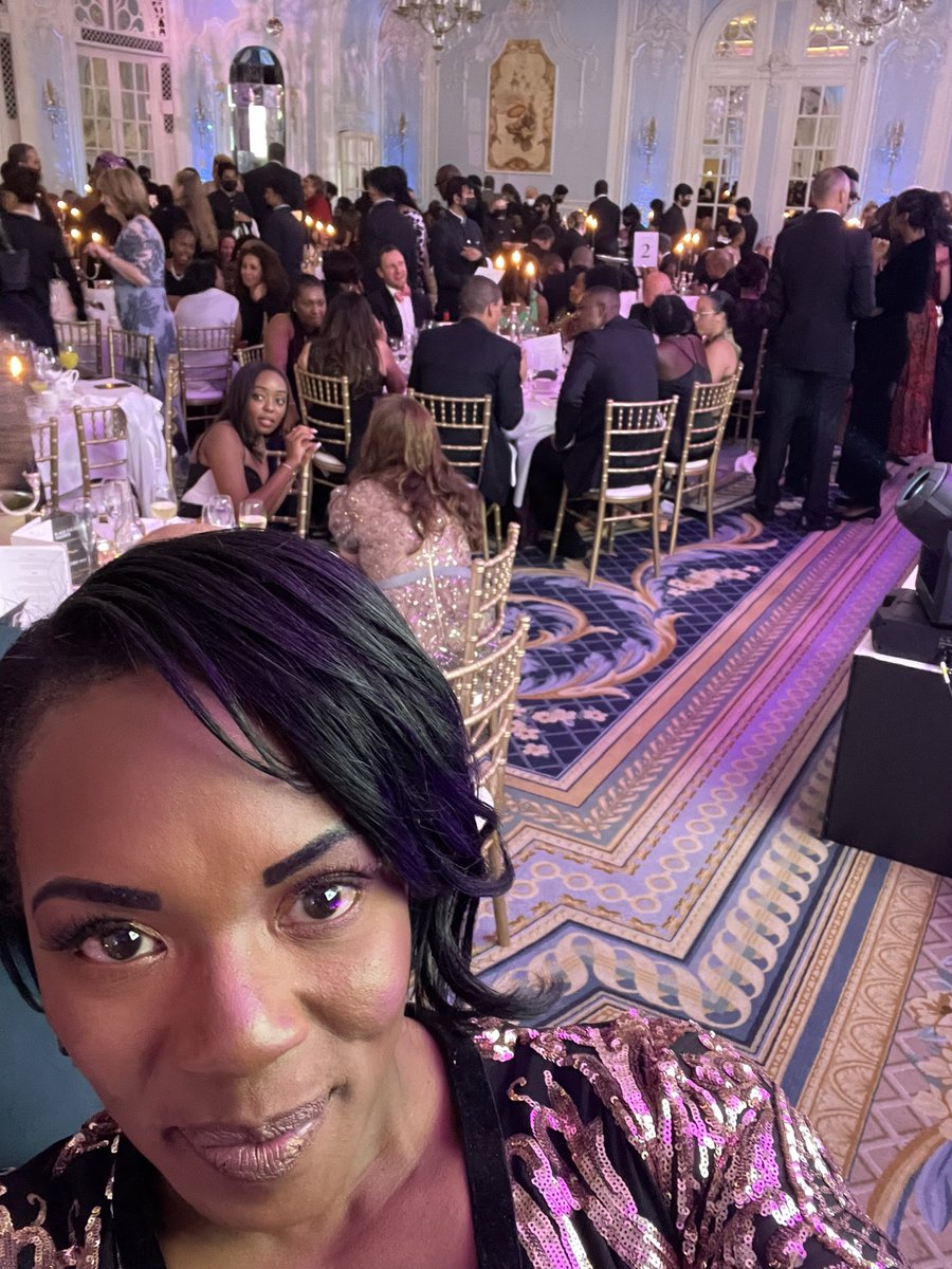 In a room <a href="/TheSavoyLondon/">The Savoy</a> filled to the brim with Black excellence last night <a href="/powerlistmag/">POWERLIST</a> - you did a wonderful job celebrating us - honoured to have been in the room thanks to <a href="/DeanForbes/">Dean Forbes</a> <a href="/forbesfamilygrp/">Forbes Family Group</a>  #powerlist2022