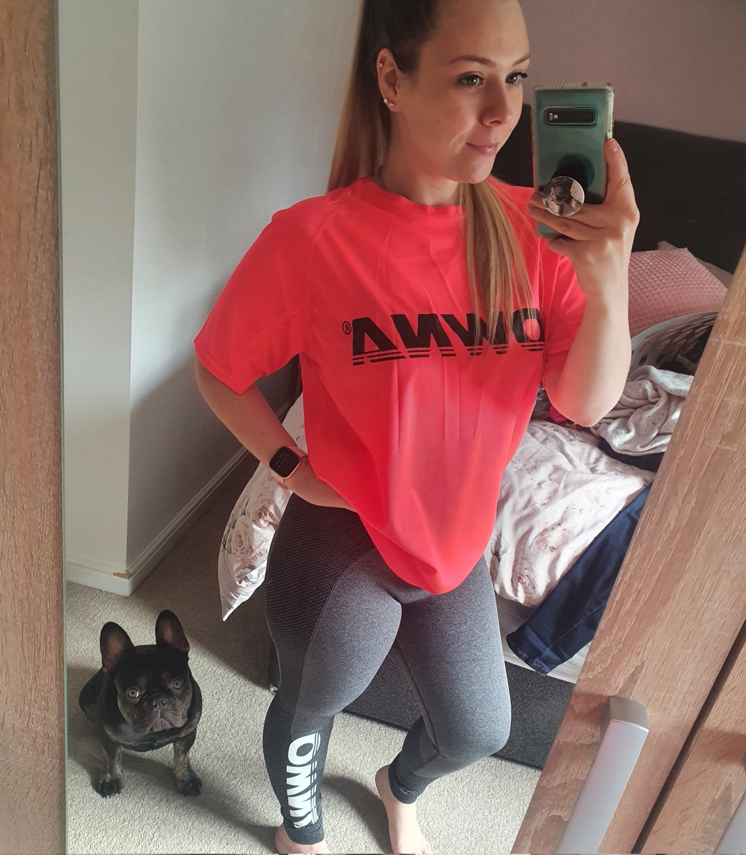 Jasmine61812608's tweet photo. So happy to receive our #owna clothing this morning ๐cannot tell you how comfy the leggings are ๐ ft one unimpressed Frenchie ๐ @Harrymainbmx #frenchie #puppy #owna https://t.co/kvdYiQmHxt