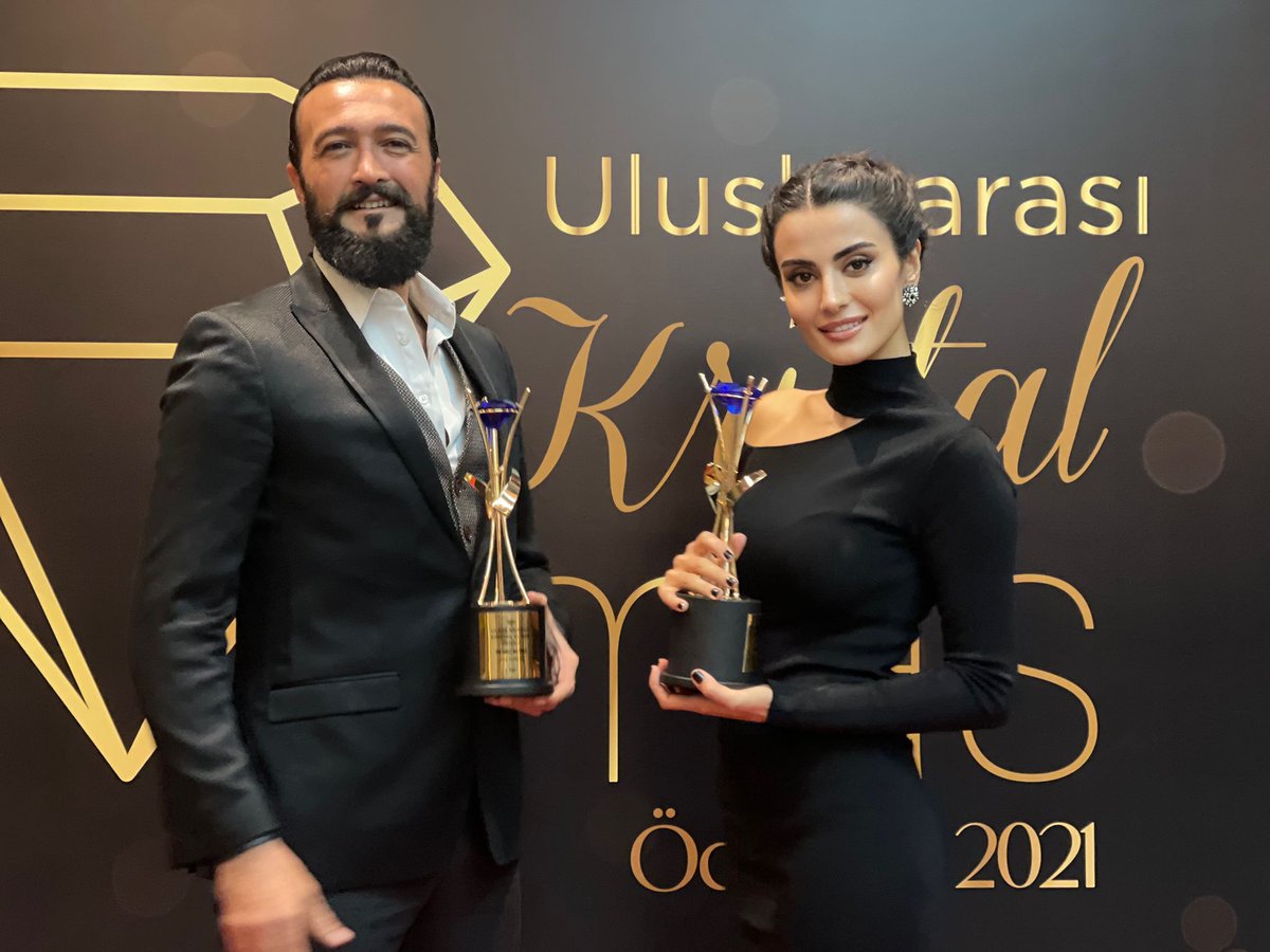 KurulusDizisi's tweet photo. Kuruluş Osman ödüle doymuyor!

https://t.co/tgXXngiDZx 

#KuruluşOsman 

@bozdagfilm @atvcomtr https://t.co/SJ0xvez9V3