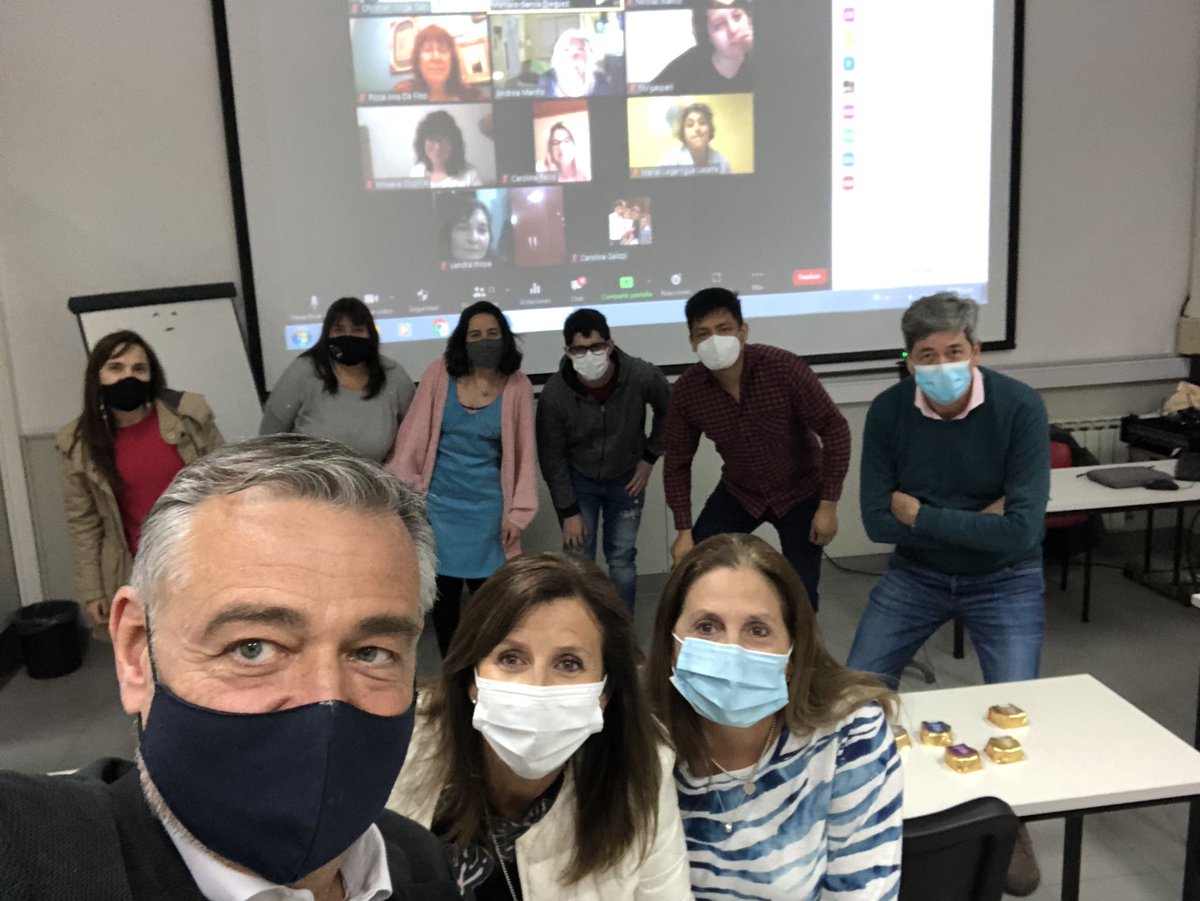 marcegd01's tweet photo. Y un día volvimos a la presencialidad en el posgrado Especialización en Educación de Profesionales de la Salud @UNSbahiablanca #CEEProS #EduMed https://t.co/avJy628n1F