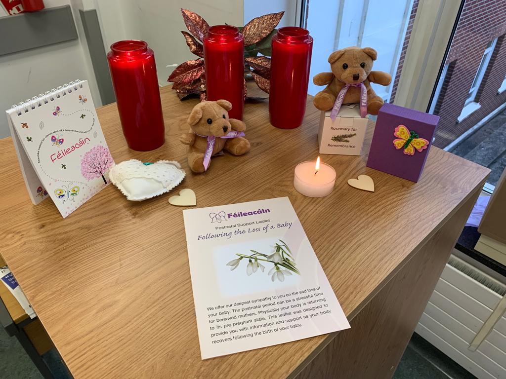 This #BabyLossAwarenessWeek we join with bereaved parents, families and friends to remember all the babies gone to soon and their loving parents #waveoflight2021 #UMHL <a href="/ULHospitals/">Follow @HSEMidWest</a>
