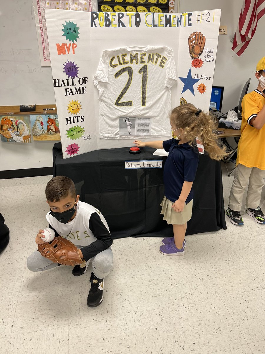 lydis_berriz's tweet photo. Ms. Berriz 2nd graders ending Hispanic Heritage with a Wax Museum of their Hispanic icon. @SPEpanthers https://t.co/88iPxl0PeK