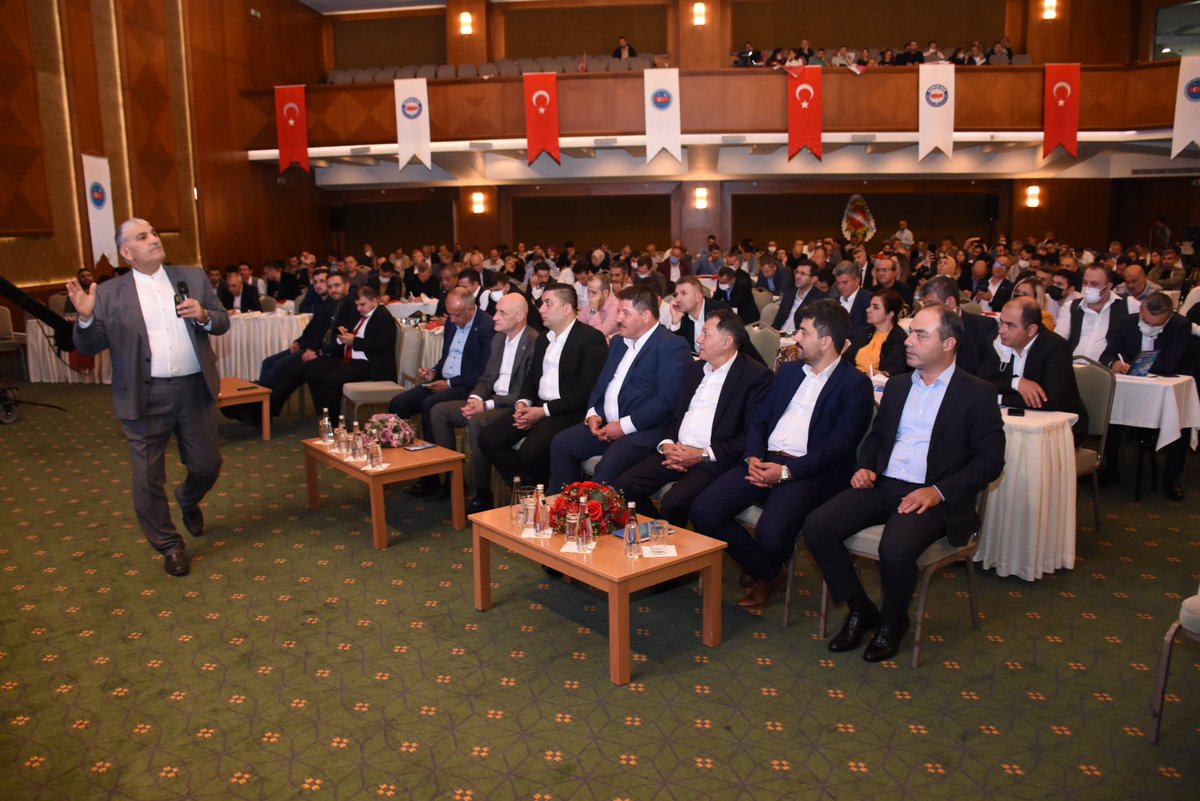 BirlikHaberSen's tweet photo. 6. Büyük Türkiye Buluşmamız Mehmet Baki Öztürk beyin "Teşkilat Kültürü, Aidiyet ve Motivasyon" semineriyle devam ediyor. https://t.co/NLzabpHl6f