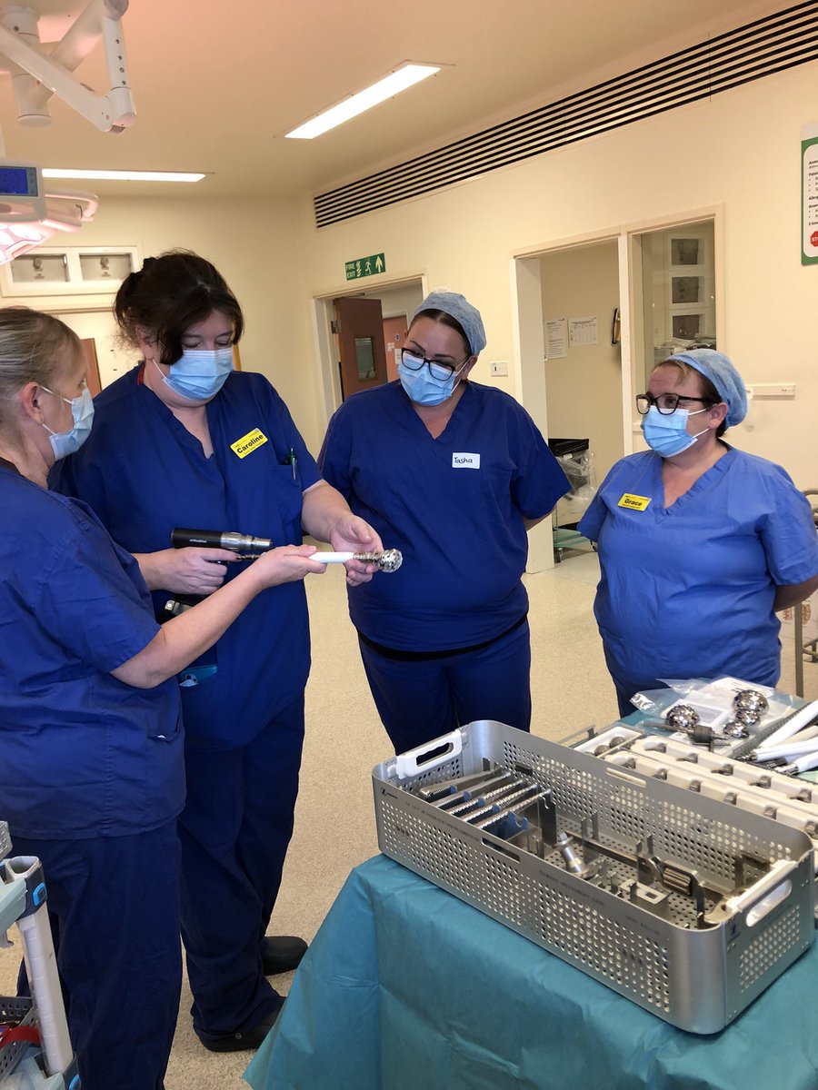 What a great way to entice new recruits into our theatres - hands on sessions with our brilliant orthopaedic staff. <a href="/chopra_pov/">Jasvinder Chopra-Pov</a> <a href="/jonmutimer/">Jon Mutimer</a> <a href="/mjcoyle21/">M Coyle</a>