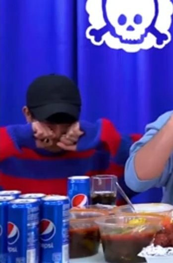 chi_ken21's tweet photo. Sobrang nakakamiss yung smile mo langga 😭😭 

@SB19Official #SB19 #PepsiHitSaSarap #PepsiFamMukbang https://t.co/ICr3QNVHkK