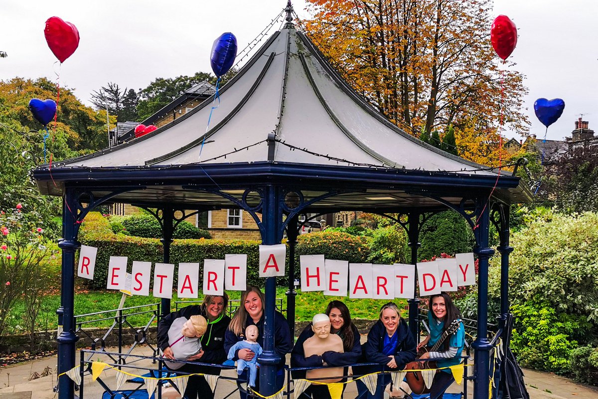 Team ready to go! Happy Restart A Heart Day ❤️ #RestartAHeartDay <a href="/PACOFirstAid/">PACO First Aid</a> <a href="/Airedale_ED/">Airedale Emergency Department</a>