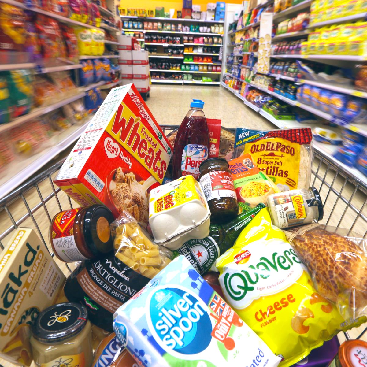 Sakshi_Ruikar_'s tweet photo. NEVER ever go food shopping when your hungry🤭 

#moneysavingtip 
#TeamFriel 
#QUBMScBloggers  
#FatPiggyBank https://t.co/4O94vrWAJR