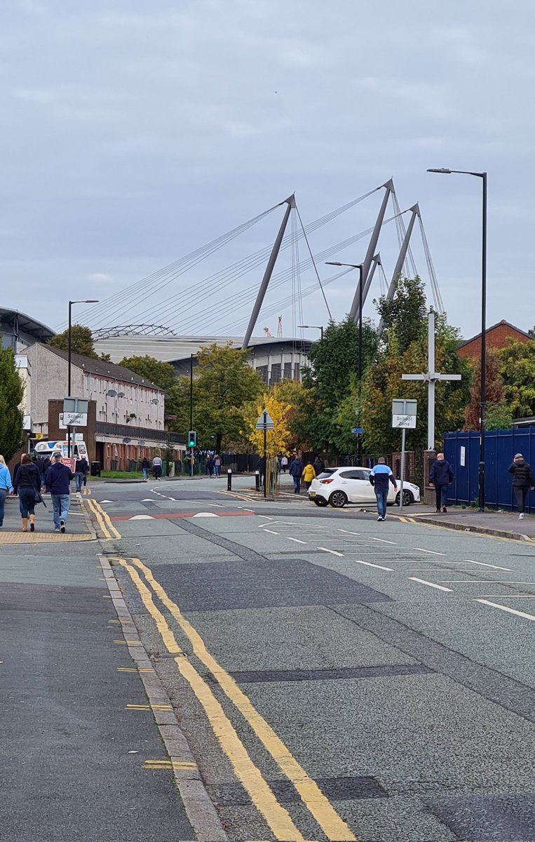 Northern_Steve's tweet photo. I normally drive to football but today I walked so thst I can have a right good drink. #ecowarrier #climatecontrol #gooddrink #stronglager #cop26 #energymanagement #wineandspirits #mcfc #ISO50001 #Etc #andsoonandsoforth https://t.co/tKgvh33YFw
