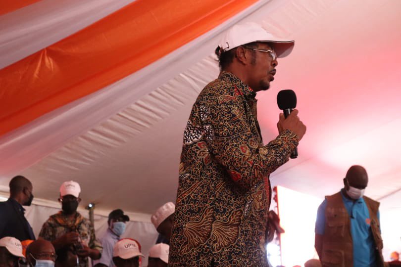 HonAdanKeynan's tweet photo. Alongside other UPYA leaders today, we hosted ODM leader @RailaOdinga in Isiolo county, as part of our push to get the broader ASAL priority plan on the national agenda table through the #AzimioLaUmoja drive. https://t.co/UNr9suuerd