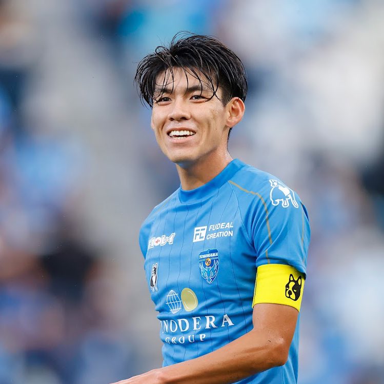 横浜FCユニフォーム6番瀬古樹選手