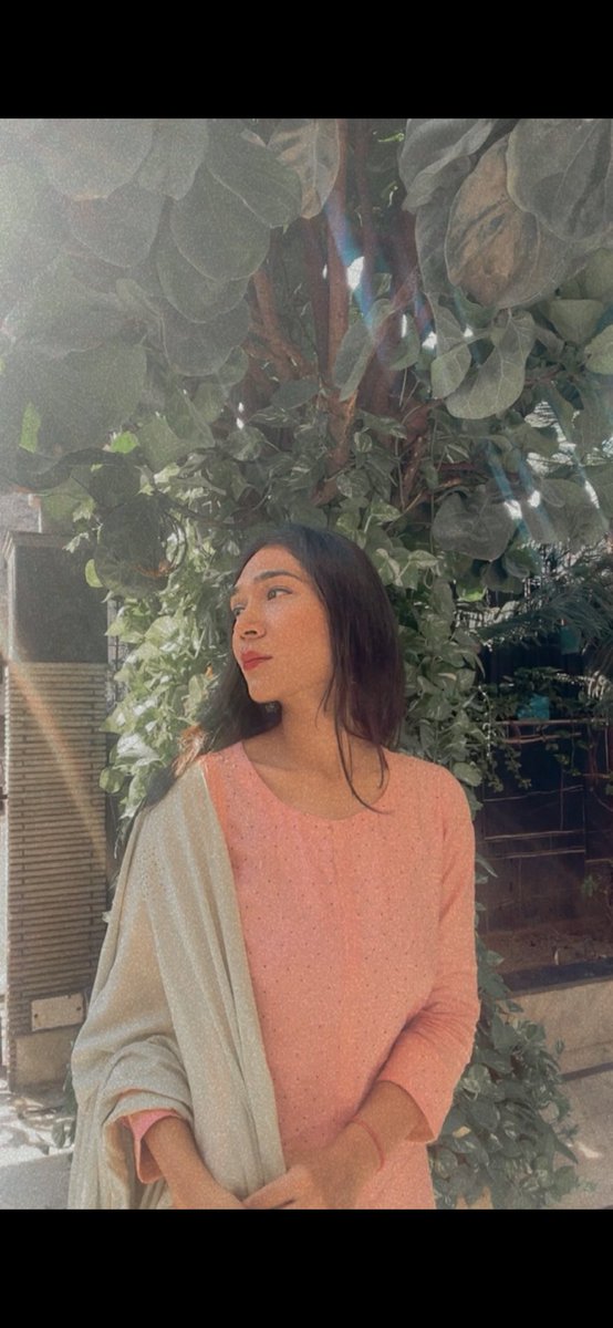 as_aaina's tweet photo. ✨Take a deep breath. New beginnings are waiting.
Let the festival season begin 😬
.
.
#nutritionscience_as #nutritionwithaaina #aainasinghal #festival #festivalvibes #festivalwear #festivallook #diwalihampers2021 https://t.co/DyAPGSmU5C