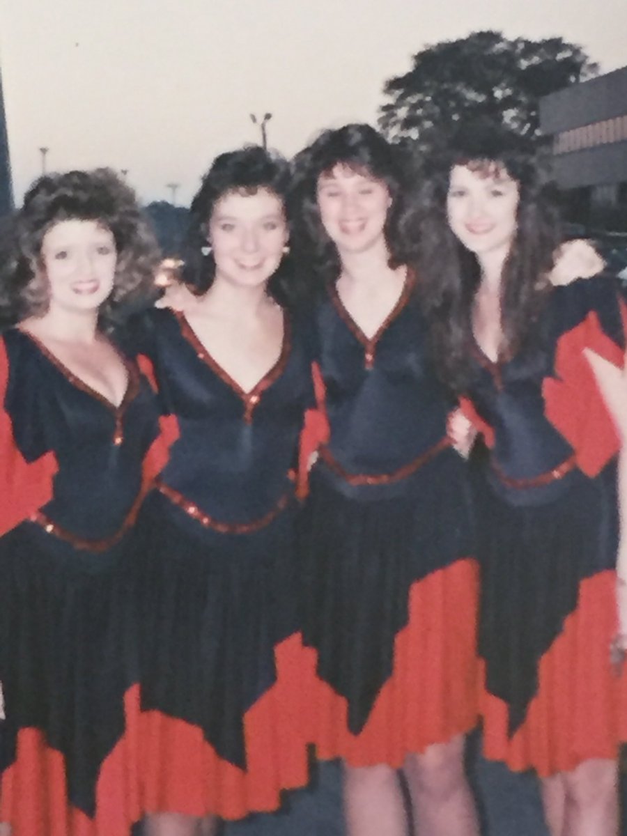 TiffanyErvin's tweet photo. Will miss being at #UOfSCHomecoming today but I have great memories of performing at #Cockfest in 1989 with Carolina Alive! #BeatVandy @uofscalumni @UofSC @GamecockFB #forevertothee #gamecocks #welcomehome @Cocky2001 https://t.co/4B4yHRQZLR