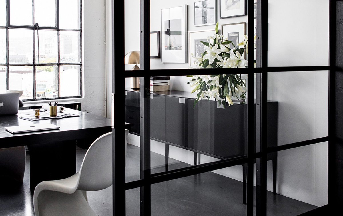 GreenCubicles's tweet image. PRIVACY SPACES: As open plan office design evolves into the hybrid workspace, privacy at work has become the next design challenge. Creativity is encouraging some beautiful solutions! #privacyatwork #ofnpinterest hubs.ly/H0ZrwSq0