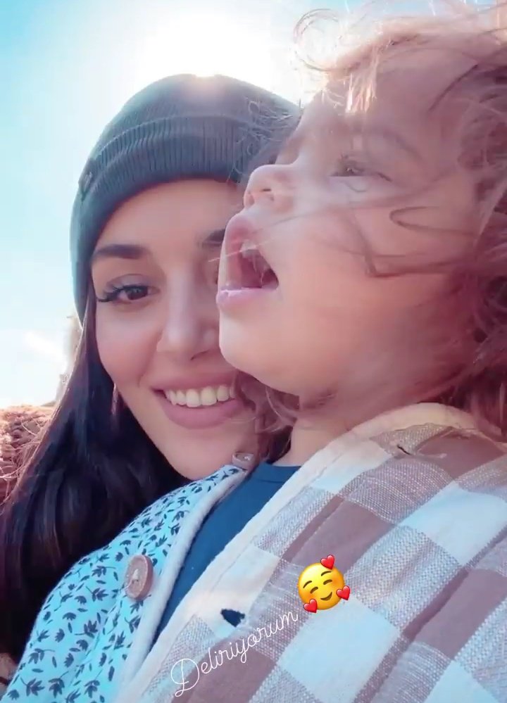 thracarys's tweet photo. tão perfeitinhas juntinhas 🤧🤍 https://t.co/PeWrhmg0IY
