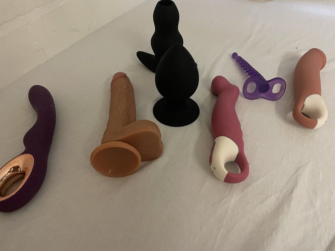 I sell some of my toys 🧸😅 DM ME https://t.co/qPc4qgfF6k<a href="/tag/homepage"class="tags"><span>#homepage</span></a><a href="/tag/exclusiv"class="tags"><span>#exclusiv</span></a><a href="/tag/hvh"class="tags"><span>#hvh</span></a><a href="/tag/onlyfans"class="tags"><span>#onlyfans</span></a>