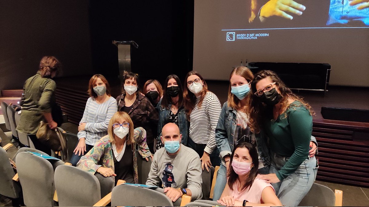 EscolaSaavedra's tweet photo. Un matí profitós pel claustre escoltant les reflexions d'en #Tonucci en relació a l'escola i l'art de ma mà del @MAMTarragona de la @Dipta_cat, el nostre partner d'@aliancesmagnet juntament amb l'@etseURV.
#CreixalSaavedra #ConnectatalFutur https://t.co/aYg7HBx3df