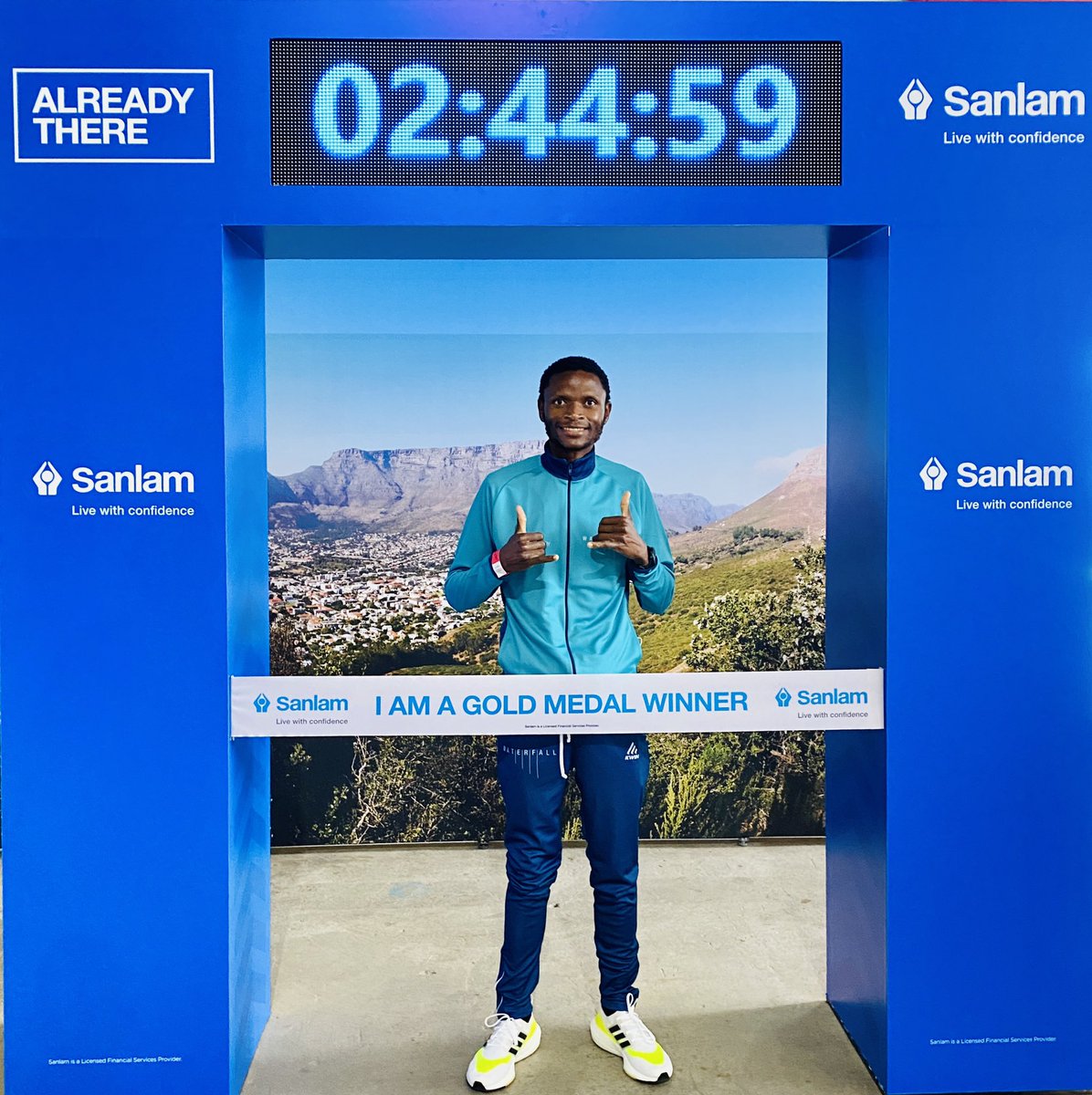 TebangNtsasa's tweet photo. #Chasing245 https://t.co/gqhpIfcpsp