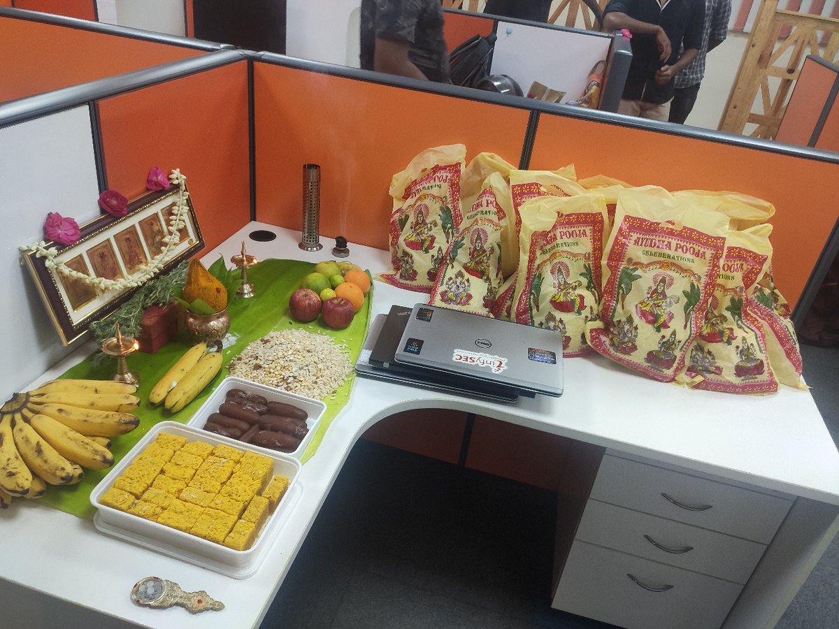 thewhizgeek's tweet image. Only if you are truly joyful, you can be free from the fruit of action ... Happy Dussehra