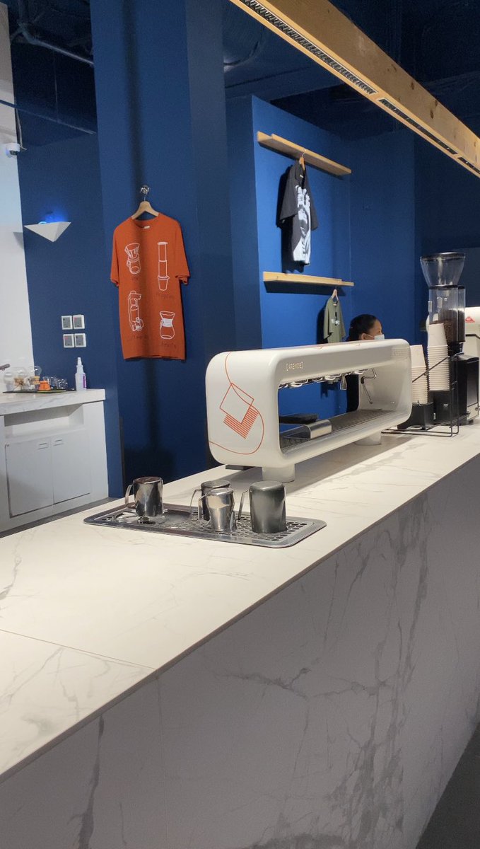 j4br_A's tweet image. حُب الأخت دائماً يعلوا ولا يعلى عليه،
اللهُم أختي هي صديقتي وضلعي الثابت🤍 #قهوة_المساء #الخبر