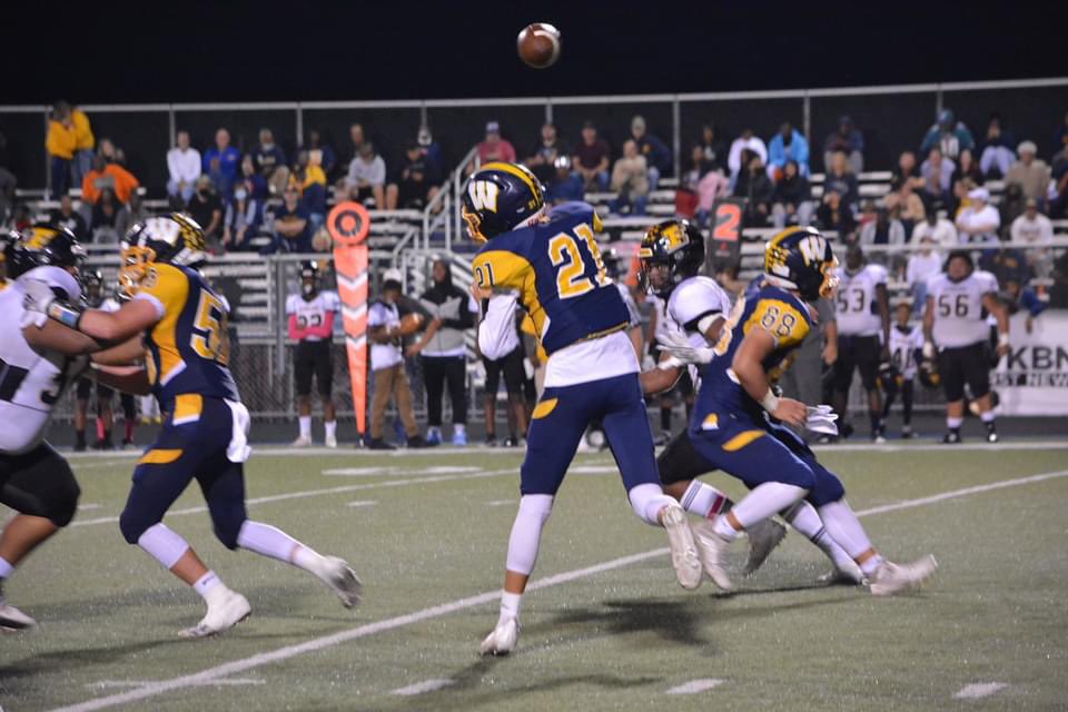 ‼️GAME DAY‼️

🆚 Kennedy Catholic
📍New Wilmington, PA
🏟 Greyhound Stadium
🕖 7 PM

#Relentless | #GoHounds
