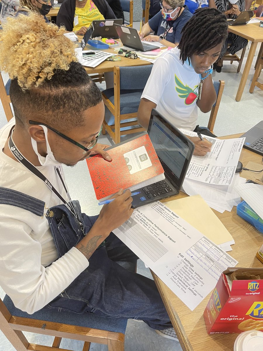 gpespbcs's tweet photo. PDD @GPESpbc K-5 Math Teachers #LevellingUp w/Succesmaker #gettingourlearningon https://t.co/hR2UwviNJd