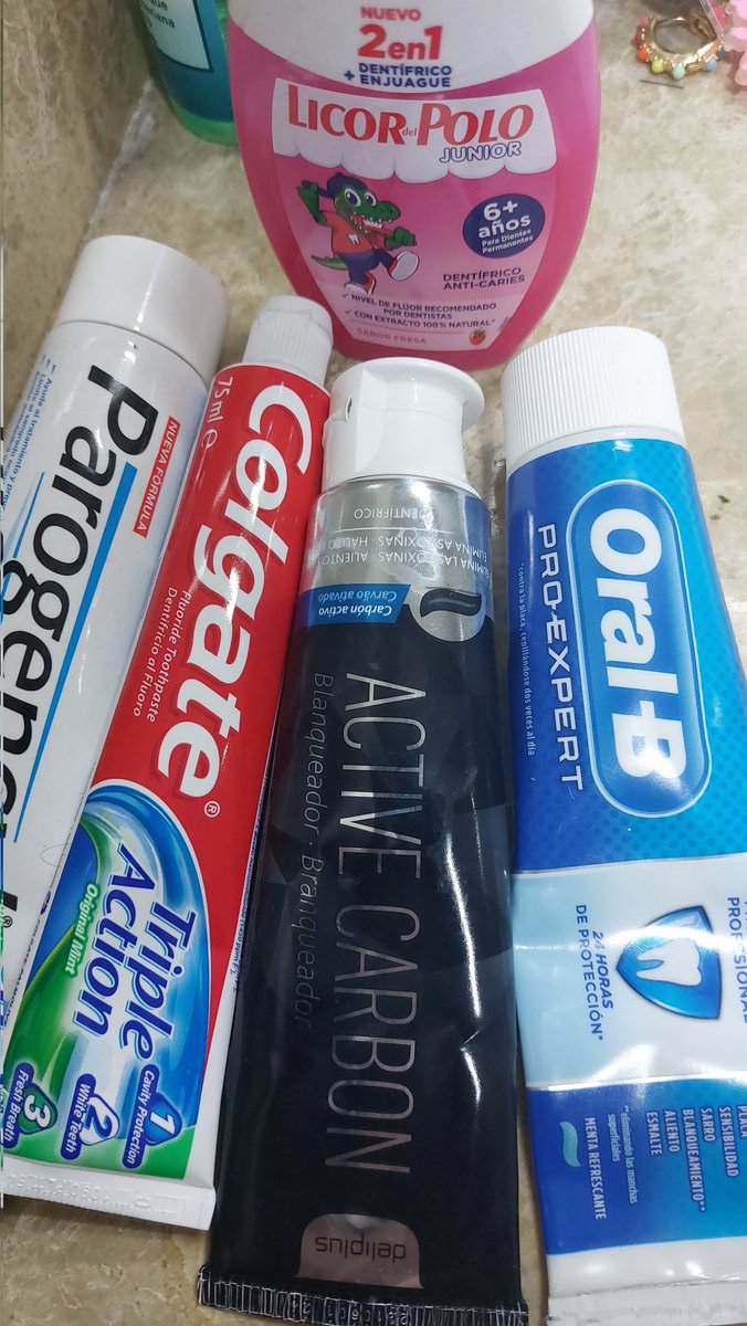 Somos 3 en casa.
Cada loco con su crema??
#delocos