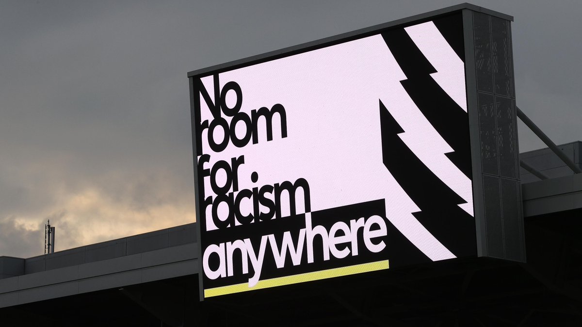 premierleague's tweet photo. The message is clear.

There is #NoRoomForRacism. https://t.co/5ci1NYbVby