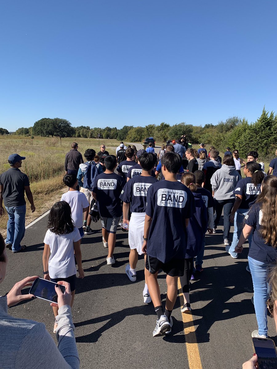 MckamyBand's tweet photo. Great job helping out the @FlowerMoundPD on their Torch Walk! https://t.co/3HS8cpyqYX