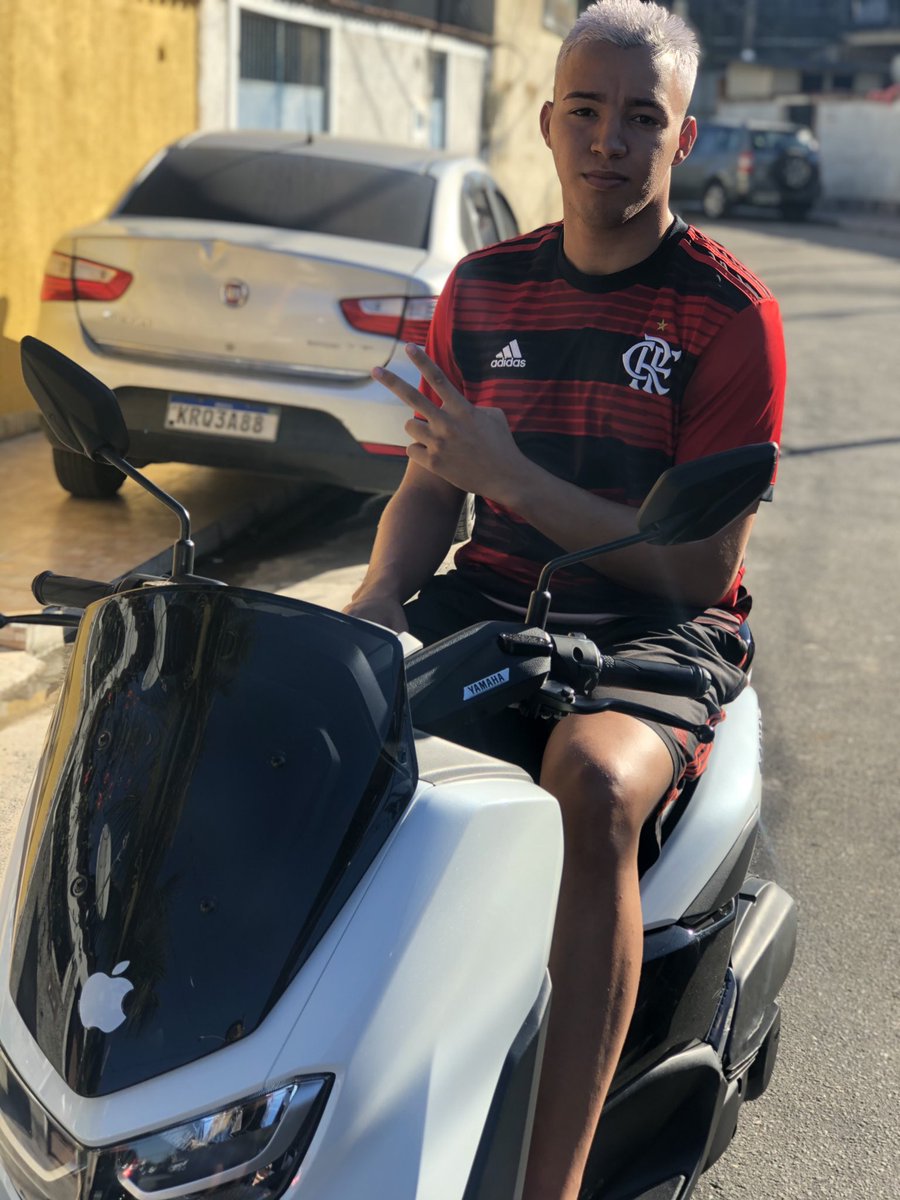 moiseshr13's tweet photo. +2 ✌🏼👑 https://t.co/7tMzetU8Zr