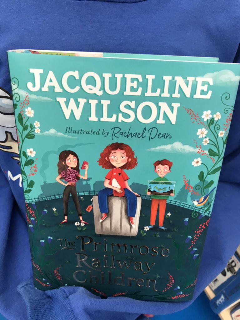 Had a fab day at Cheltenham Literature Festival today, even got to meet Jacqueline Wilson and now have a signed book! 🙌🙌