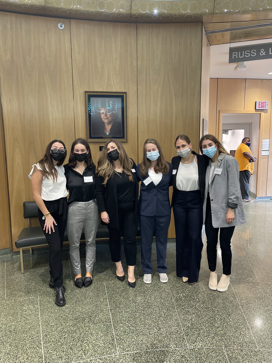 Thank you to everyone who attended the SPM Alumni Event yesterday! We loved seeing all of the alumni and students!  <a href="/SUSportMgmt/">SU Falk Sport Mgmt</a> <a href="/SUFalkCollege/">Falk College of Sport</a> #sportsbiz #womeninsports