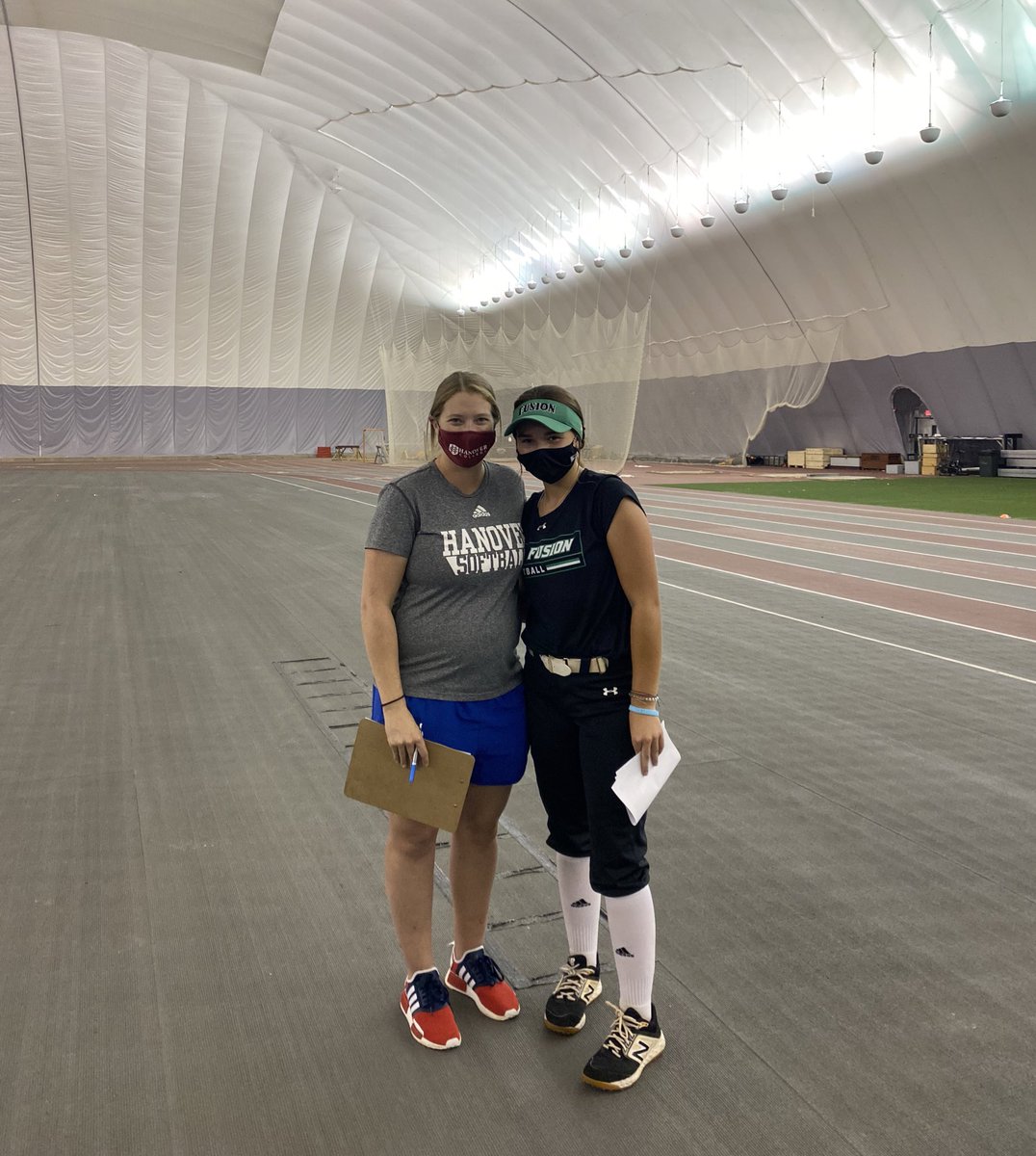 Huge thanks to <a href="/UIndySoftball/">UIndy Softball</a> for hosting a great camp last night, loved getting to work with the players and staff! <a href="/coachferrell15/">Ben Ferrell</a> <a href="/CoachC_HC/">Cori Collinsworth</a> @IFE_05Premier