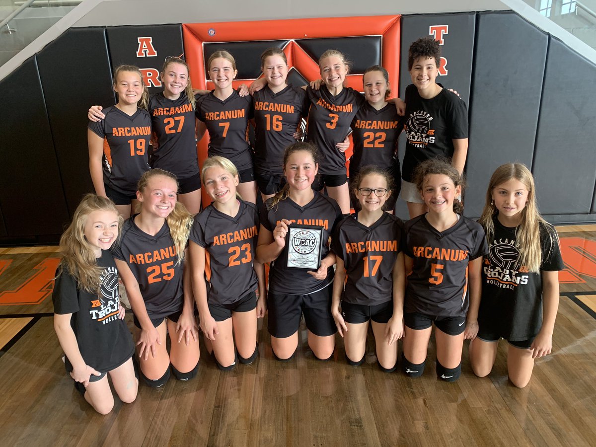 Congrats to the 7th grade Lady Trojans volleyball team on their WOAC Championship! ⚫️🏐🟠🏐