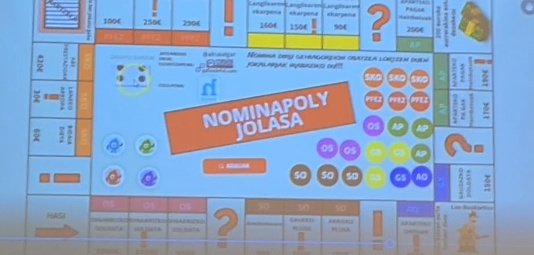 <a href="/folDB/">DON BOSCO FOL</a> irakasle taldeak LPO-rako jolas digitalak sortu ditu: ihes gela, nominapolia, gurutzegramak, pasa hitza... ikusi #cfol2021 ean aurkeztutako bideoa:  youtu.be/BWwXwodPLUk #heziraul <a href="/jakinbai/">LANEKI jakinbai.eus</a> <a href="/FPdbosco/">ぽぽちゃん80歳</a> @digilizar <a href="/FPeuskadi/">FPeuskadi</a> <a href="/tknika/">Tknika</a>