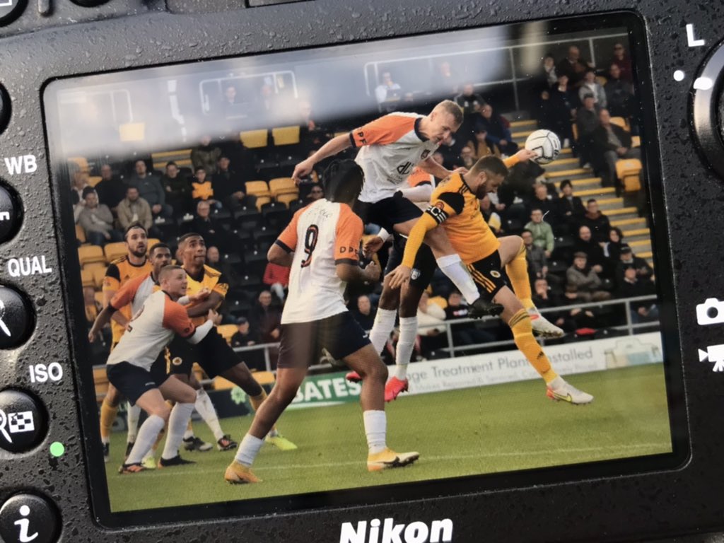 thejakewhiteley's tweet photo. HT at #JakemansStadium where this header from No9 drew #TheBards level after @fraser_preston had given #ThePilgrims the lead: 1-1 between @bostonunited v @StratfordTownFC! All to play for in the second period… @emiratesFACup https://t.co/0BCsUyFLWt