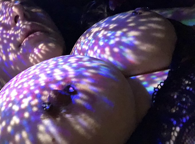 Boobs: Long time no see Twitter! Twitter: 👀👀👀👀👀 https://t.co/AdOUIu2H8I<a href="/tag/manyvids"class="tags"><span>#manyvids</span></a>