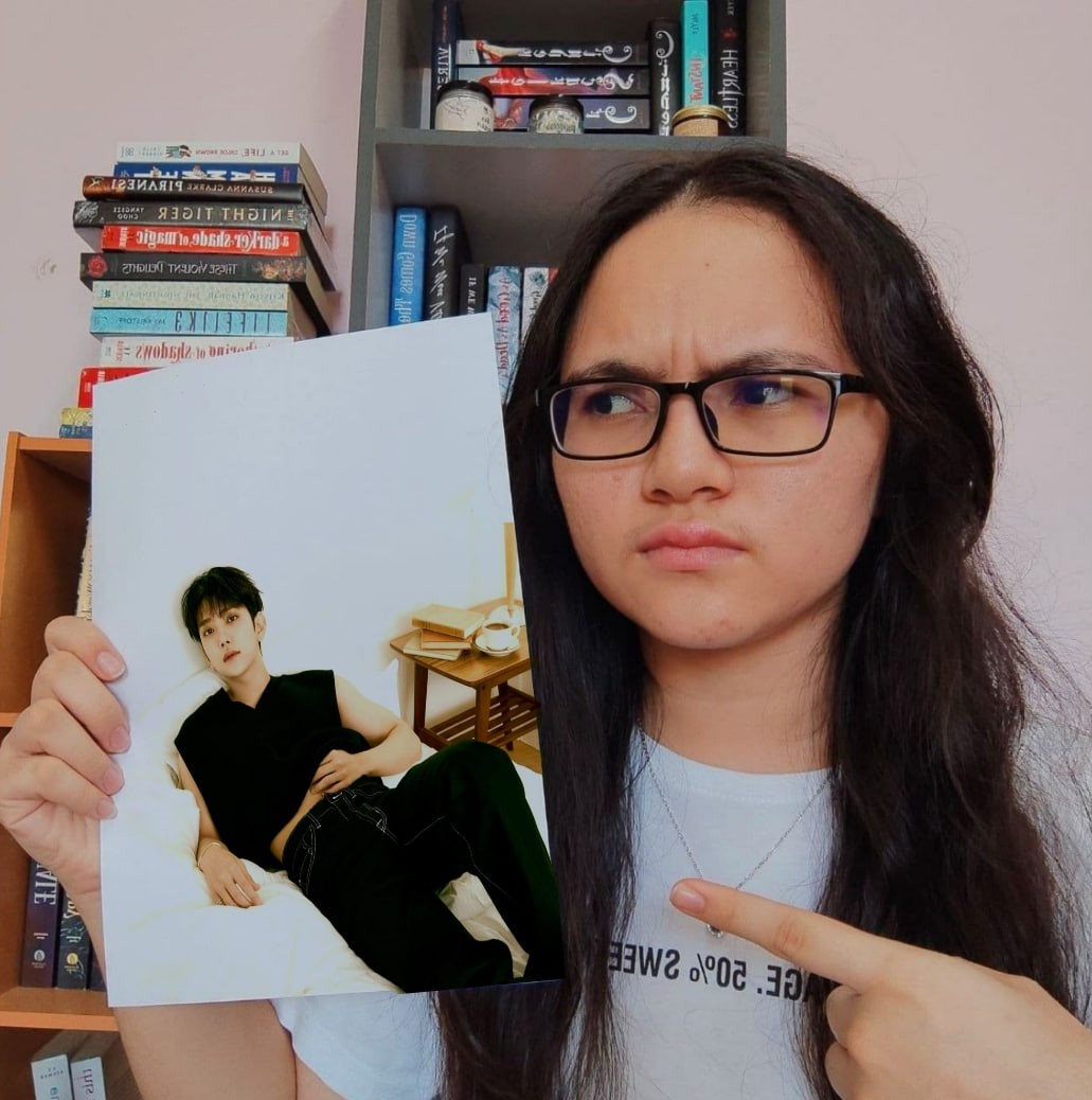 shuaaahaeee's tweet photo. joshua, i need an explanation about this 😾 

#JOSHUA #CaratSelcaDay #CSD #조슈아 https://t.co/Gn8JoaeSiP