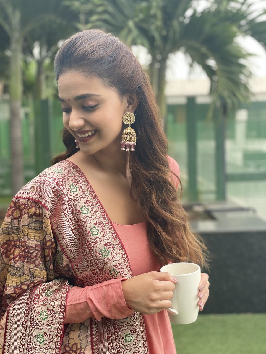 TrendsKeerthy's tweet photo. Here we Go Unseen No - 4 🥳💥

#HBDKeerthySuresh 
@KeerthyOfficial | #KeerthySuresh https://t.co/h1lTbQz4qq