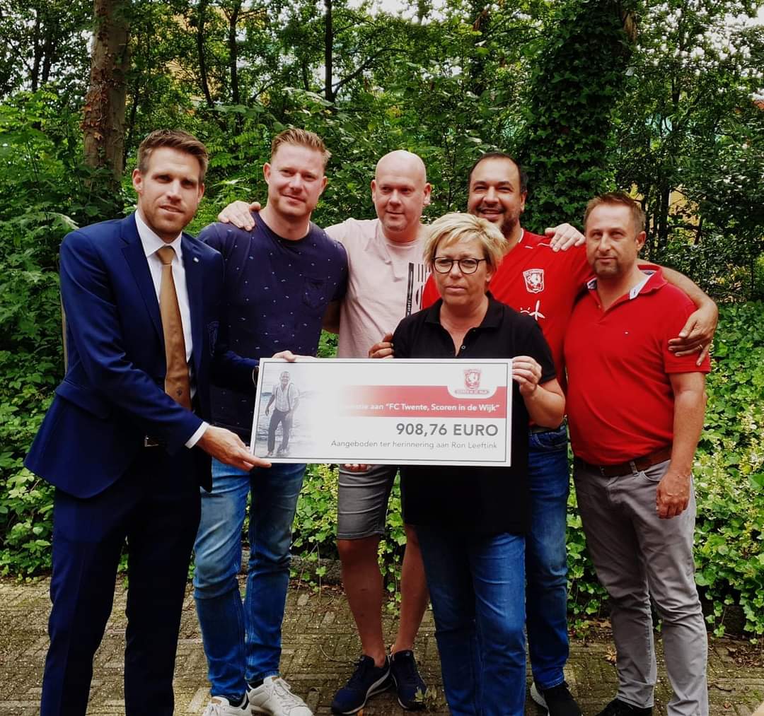 Scorenindewijk's tweet photo. 𝐓𝐞𝐫𝐮𝐠𝐛𝐥𝐢𝐤 𝐨𝐩 𝐬𝐞𝐩𝐭𝐞𝐦𝐛𝐞𝐫

Wat een volle en mooie maand hebben wij achter de rug. Gaaf om weer volop projecten en activiteiten uit te voeren in dit nieuwe voetbalseizoen, samen met en voor vele mensen in de regio Twente.

Meer info op https://t.co/8vfQtBN7IZ https://t.co/sNrXcUJ5aT